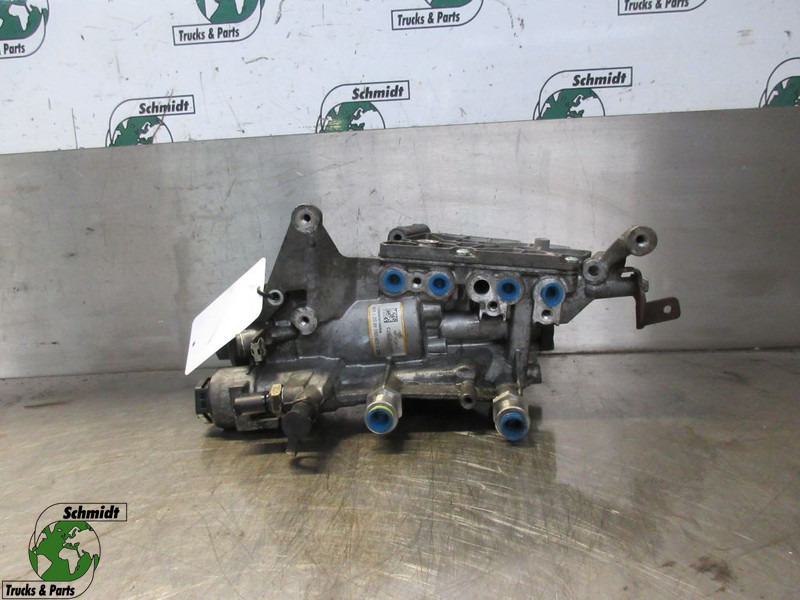 Mercedes-Benz ATEGO A 936 090 48 52 / 13 55 BRANDSTOFFILTER EURO 6 - Filtro de combustible para Camión: foto 1 Mercedes-Benz ATEGO A 936 090 48 52 / 13 55 BRANDSTOFFILTER EURO 6 - Filtro de combustible para Camión: foto 1