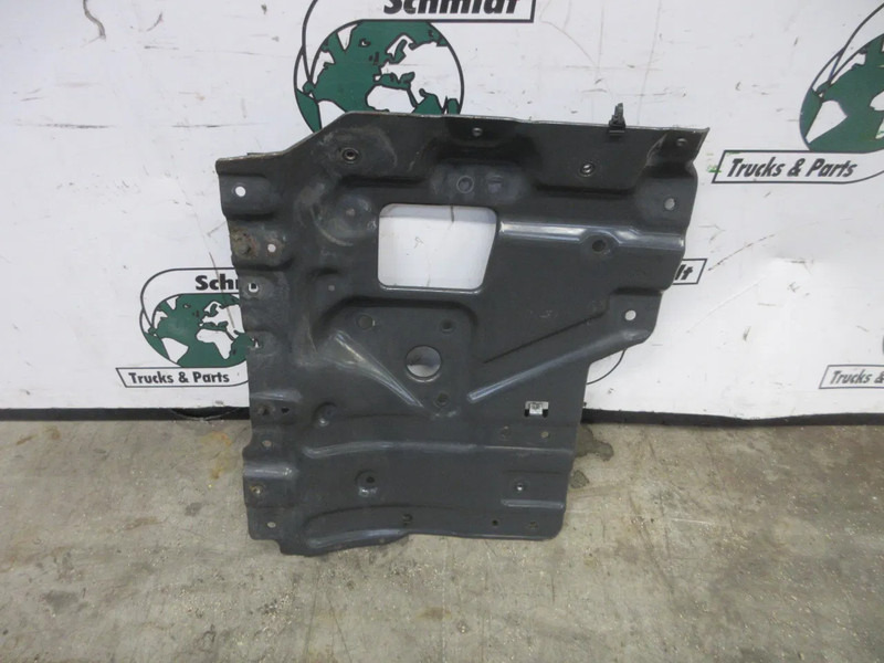 Scania 2226725 // 2353627 SPATBORDDEEL SCANIA S 450 EURO 6 NGS - Bastidor/ Chasis para Camión: foto 4 Scania 2226725 // 2353627 SPATBORDDEEL SCANIA S 450 EURO 6 NGS - Bastidor/ Chasis para Camión: foto 4