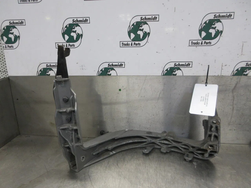 Scania 2479060 KOPLAMP BUMPER DRAGER SCANIA S 450 NGS - Bastidor/ Chasis para Camión: foto 4 Scania 2479060 KOPLAMP BUMPER DRAGER SCANIA S 450 NGS - Bastidor/ Chasis para Camión: foto 4