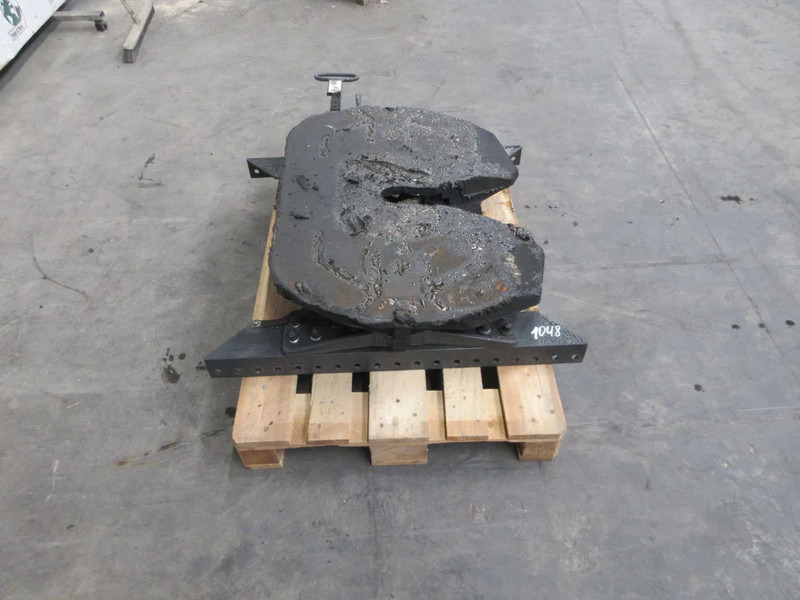 Volvo 21587522 // SAF HOLLAND G50-X D 152,3 U20,0 SK-S 3620 21587522 // SAF HOLLAND G50-X D 152,3 U20,0 SK-S 3620 MODEL 2023 - Quinta rueda para Camión: foto 3 Volvo 21587522 // SAF HOLLAND G50-X D 152,3 U20,0 SK-S 3620 21587522 // SAF HOLLAND G50-X D 152,3 U20,0 SK-S 3620 MODEL 2023 - Quinta rueda para Camión: foto 3