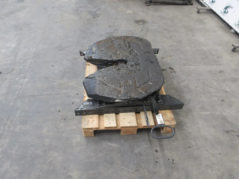 Volvo 21587522 // SAF HOLLAND G50-X D 152,3 U20,0 SK-S 3620 21587522 // SAF HOLLAND G50-X D 152,3 U20,0 SK-S 3620 MODEL 2023 - Quinta rueda para Camión: foto 2 Volvo 21587522 // SAF HOLLAND G50-X D 152,3 U20,0 SK-S 3620 21587522 // SAF HOLLAND G50-X D 152,3 U20,0 SK-S 3620 MODEL 2023 - Quinta rueda para Camión: foto 2