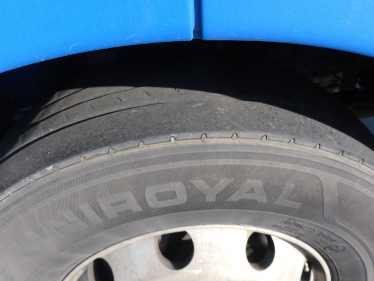 MAN TGX 18.440 Top Zustand Reifen 70 % grossesHaus - Cabeza tractora: foto 4 MAN TGX 18.440 Top Zustand Reifen 70 % grossesHaus - Cabeza tractora: foto 4