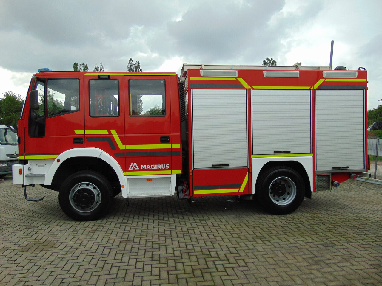 IVECO EuroFire 140E24 4x4 MAGIRUS - Camión de bomberos: foto 5 IVECO EuroFire 140E24 4x4 MAGIRUS - Camión de bomberos: foto 5