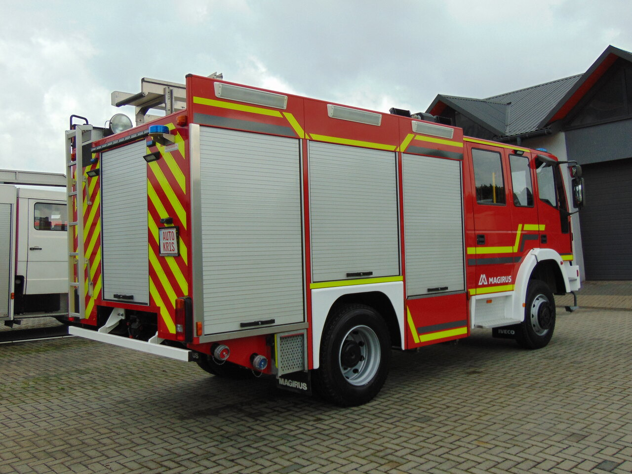 IVECO EuroFire 140E24 4x4 MAGIRUS - Camión de bomberos: foto 4 IVECO EuroFire 140E24 4x4 MAGIRUS - Camión de bomberos: foto 4