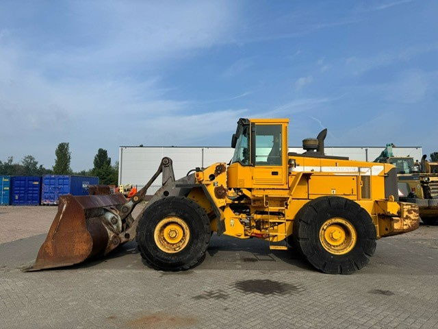 Volvo L180C - Cargadora de ruedas: foto 1 Volvo L180C - Cargadora de ruedas: foto 1
