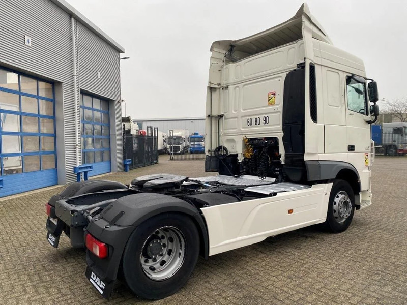 DAF XF106-460 / AUTOMATIC / DEB / PARKCOOL / AIRCO / EURO-6 / 2015 - Cabeza tractora: foto 5 DAF XF106-460 / AUTOMATIC / DEB / PARKCOOL / AIRCO / EURO-6 / 2015 - Cabeza tractora: foto 5