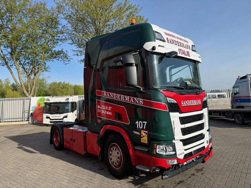 Scania SUPER 420R / ENGINE RUNNING / RETARDER / !!ONLY:164667 KM!! / PARK-COOL / NAVI / LWDS / AUTOMATIC / EURO-6 / 2024 - Cabeza tractora: foto 2 Scania SUPER 420R / ENGINE RUNNING / RETARDER / !!ONLY:164667 KM!! / PARK-COOL / NAVI / LWDS / AUTOMATIC / EURO-6 / 2024 - Cabeza tractora: foto 2