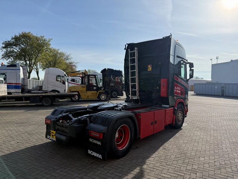 Scania SUPER 420R / ENGINE RUNNING / RETARDER / !!ONLY:164667 KM!! / PARK-COOL / NAVI / LWDS / AUTOMATIC / EURO-6 / 2024 - Cabeza tractora: foto 5 Scania SUPER 420R / ENGINE RUNNING / RETARDER / !!ONLY:164667 KM!! / PARK-COOL / NAVI / LWDS / AUTOMATIC / EURO-6 / 2024 - Cabeza tractora: foto 5