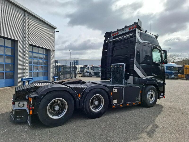 Volvo FH 16.750 / 6X4 / 2XBIG AXLE / TECHNICAL 60 TON / HYDRAULICS / VEB+ / 675090 KM / AUTOMATIC / EURO-5 / 2012 - Cabeza tractora: foto 5 Volvo FH 16.750 / 6X4 / 2XBIG AXLE / TECHNICAL 60 TON / HYDRAULICS / VEB+ / 675090 KM / AUTOMATIC / EURO-5 / 2012 - Cabeza tractora: foto 5