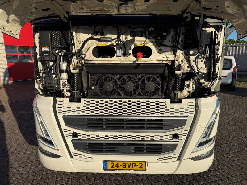 Volvo FH5-460 / ENGINE RUNNING / !! 259596 KM !! / NL TRUCK / VEB+ / DAS / LIFT+LENKACHSE / PTO / I-PARKCOOL / FULL-AIR / AUTOMATIC / - Cabeza tractora: foto 5 Volvo FH5-460 / ENGINE RUNNING / !! 259596 KM !! / NL TRUCK / VEB+ / DAS / LIFT+LENKACHSE / PTO / I-PARKCOOL / FULL-AIR / AUTOMATIC / - Cabeza tractora: foto 5