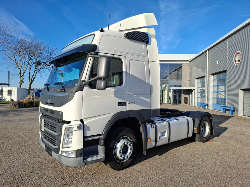 Volvo FM11-450 / VEB / ADR / ONLY:579669 KM / SMART TACHO / LWDS / AIRCO / AUTOMATIC / EURO-6 / 2018 - Cabeza tractora: foto 1 Volvo FM11-450 / VEB / ADR / ONLY:579669 KM / SMART TACHO / LWDS / AIRCO / AUTOMATIC / EURO-6 / 2018 - Cabeza tractora: foto 1