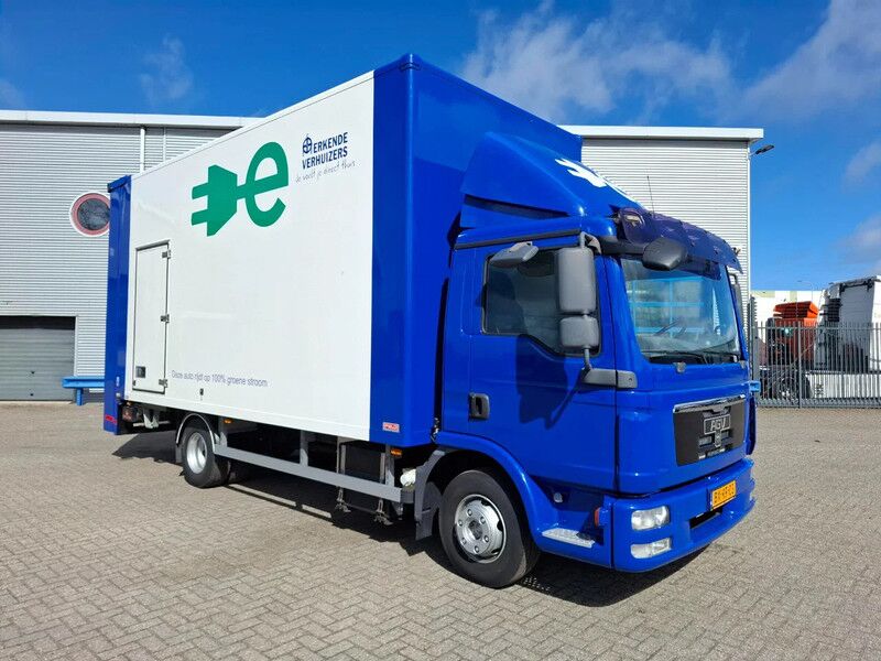 MAN E-TGL 8.180 / 100% ELECTRIC / ONLY:1852 KM / 150KW / 75 KM RANGE / NL MOVING TRUCK / LOADING PLATFORM / STAMPS / AUTOMATIC / 201 - Camión caja cerrada, Camión eléctrico: foto 3 MAN E-TGL 8.180 / 100% ELECTRIC / ONLY:1852 KM / 150KW / 75 KM RANGE / NL MOVING TRUCK / LOADING PLATFORM / STAMPS / AUTOMATIC / 201 - Camión caja cerrada, Camión eléctrico: foto 3