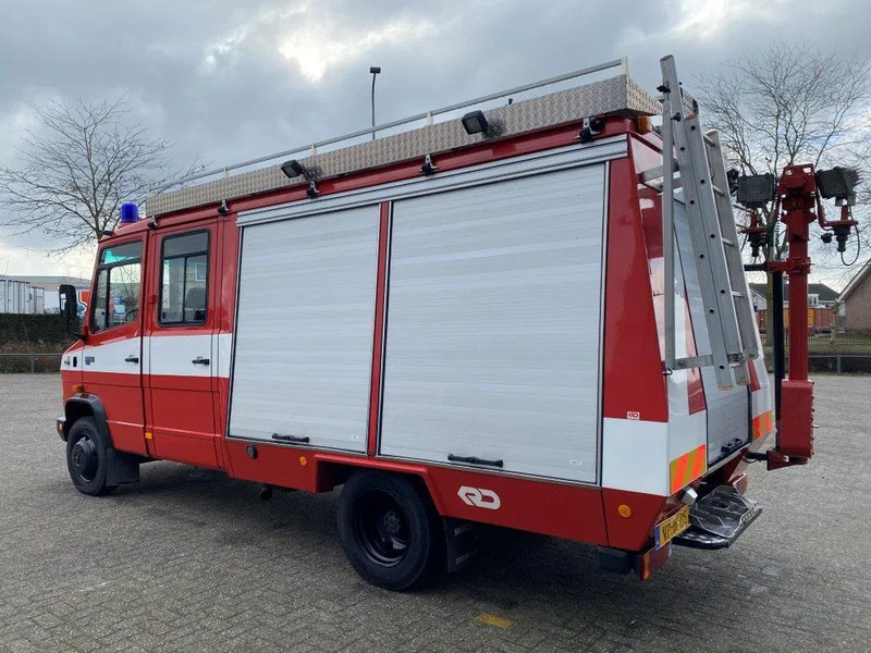 Mercedes-Benz 811D / NL VAN / DOUBLE CREWCAB / DOUBLE AIR REAR / TOP CONDITION / ONLY:16261 KM / MARGE!! / TUV:01-12-2025 / AUTOMATIC / 1992 - Camión de bomberos: foto 2 Mercedes-Benz 811D / NL VAN / DOUBLE CREWCAB / DOUBLE AIR REAR / TOP CONDITION / ONLY:16261 KM / MARGE!! / TUV:01-12-2025 / AUTOMATIC / 1992 - Camión de bomberos: foto 2