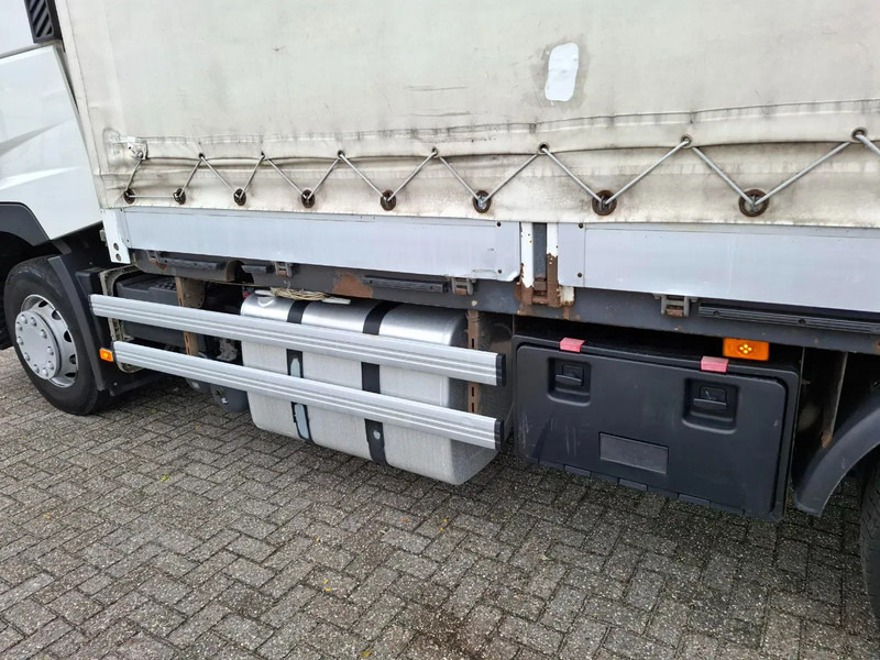 Leasing financiero de Renault T480 COMFORT / DOUBLE TANK / TIR LINE / TUV:30-03-2026 / THROUGH LOADING SYSTEM / LWDS / AUTOMATIC / EURO-6 / 2017 leasing Renault T480 COMFORT / DOUBLE TANK / TIR LINE / TUV:30-03-2026 / THROUGH LOADING SYSTEM / LWDS / AUTOMATIC / EURO-6 / 2017: foto 12 Leasing financiero de Renault T480 COMFORT / DOUBLE TANK / TIR LINE / TUV:30-03-2026 / THROUGH LOADING SYSTEM / LWDS / AUTOMATIC / EURO-6 / 2017 leasing Renault T480 COMFORT / DOUBLE TANK / TIR LINE / TUV:30-03-2026 / THROUGH LOADING SYSTEM / LWDS / AUTOMATIC / EURO-6 / 2017: foto 12