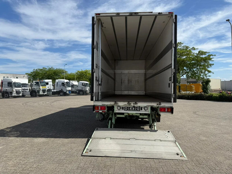 Scania R450 / RETARDER / ISOLATED GERMAN FLOWER COMBI / THROUGH-LOADING SYSTEM / 2XPLATFORM / LIFT+LENKACHSE / LWDS / EURO-6 / 2014 - Frigorífico camión: foto 5 Scania R450 / RETARDER / ISOLATED GERMAN FLOWER COMBI / THROUGH-LOADING SYSTEM / 2XPLATFORM / LIFT+LENKACHSE / LWDS / EURO-6 / 2014 - Frigorífico camión: foto 5