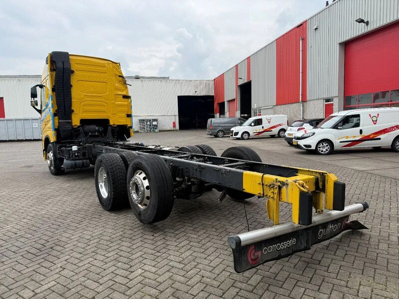 Volvo FH4-420 / ENGINE RUNNING / RETARDER / !!ONLY:129957 KM!! / LIFT+LENKACHSE / HYDRAULICS / AUTOMATIC / EURO-6 / 2020 - Chasis camión: foto 3 Volvo FH4-420 / ENGINE RUNNING / RETARDER / !!ONLY:129957 KM!! / LIFT+LENKACHSE / HYDRAULICS / AUTOMATIC / EURO-6 / 2020 - Chasis camión: foto 3