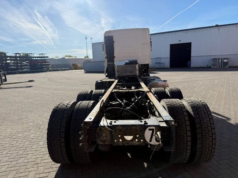 Volvo FH4-460 / 8X4 / RETARDER / !!ONLY:265226 KM!! / PTO / I-PARKCOOL / LENKACHSE / AUTOMATIC / EURO-6 / 2020 - Chasis camión: foto 4 Volvo FH4-460 / 8X4 / RETARDER / !!ONLY:265226 KM!! / PTO / I-PARKCOOL / LENKACHSE / AUTOMATIC / EURO-6 / 2020 - Chasis camión: foto 4