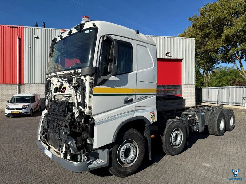 Volvo FH4-460 / 8X4 / RETARDER / !!ONLY:265226 KM!! / PTO / I-PARKCOOL / LENKACHSE / AUTOMATIC / EURO-6 / 2020 - Chasis camión: foto 1 Volvo FH4-460 / 8X4 / RETARDER / !!ONLY:265226 KM!! / PTO / I-PARKCOOL / LENKACHSE / AUTOMATIC / EURO-6 / 2020 - Chasis camión: foto 1