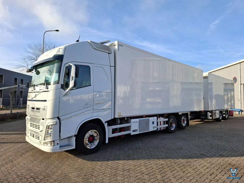 Volvo FH4-500 / RETARDER / I-SAVE / XL / VEB+ / I-PARKCOOL / ACC / LWDS / 2XTHERMOKING UT1200 / 2X ON STOCK / EURO-6 / 2021 - Frigorífico camión: foto 1 Volvo FH4-500 / RETARDER / I-SAVE / XL / VEB+ / I-PARKCOOL / ACC / LWDS / 2XTHERMOKING UT1200 / 2X ON STOCK / EURO-6 / 2021 - Frigorífico camión: foto 1