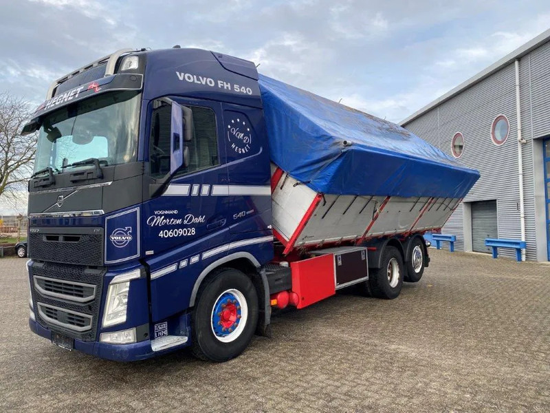 Volvo FH4-540 / VEB+ / ACC / LWDS / 3SIDE TIPPER / DYNAMIC STEERING / LEATHER / FULL-AIR / AUTOMATIC / EURO-6 / 2017 - Volquete camión: foto 2 Volvo FH4-540 / VEB+ / ACC / LWDS / 3SIDE TIPPER / DYNAMIC STEERING / LEATHER / FULL-AIR / AUTOMATIC / EURO-6 / 2017 - Volquete camión: foto 2