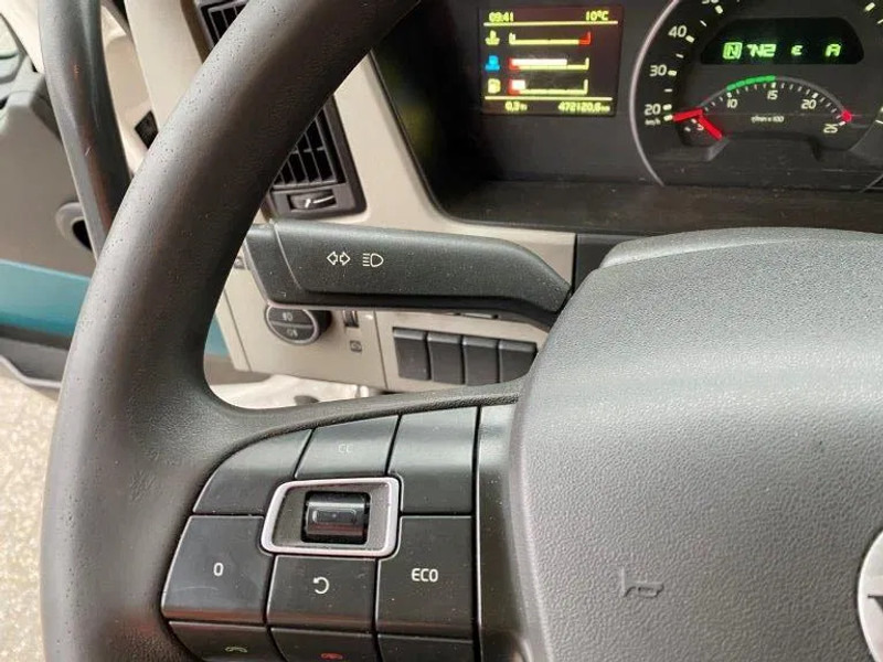 Leasing financiero de Volvo FM11-330 / LOW KM'S:472120 KM / LWDS / FULL-AIR / NAVI / CURTAIN SAILS / PLATFORM 2500KG / AUTOMATIC / EURO-6 / 2016 leasing Volvo FM11-330 / LOW KM'S:472120 KM / LWDS / FULL-AIR / NAVI / CURTAIN SAILS / PLATFORM 2500KG / AUTOMATIC / EURO-6 / 2016: foto 19