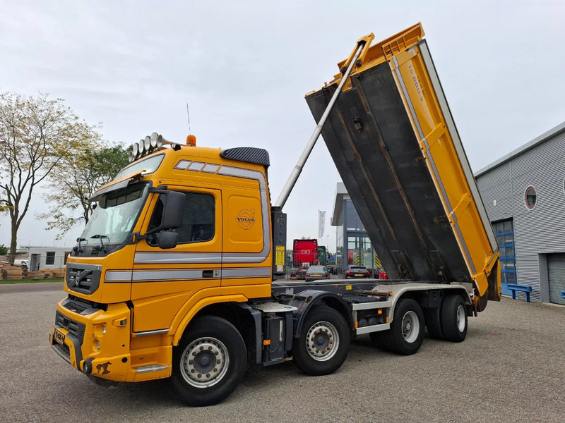 Volvo FM13-420 / 8X4 / BIG AXLE / 18.5M³ / AJK 21040 KG TIPPER / SNIP / 695133 KM / VEB / NL TRUCK / TUV:07-11-2025 / AIRCO / AUTOMATI - Volquete camión: foto 1 Volvo FM13-420 / 8X4 / BIG AXLE / 18.5M³ / AJK 21040 KG TIPPER / SNIP / 695133 KM / VEB / NL TRUCK / TUV:07-11-2025 / AIRCO / AUTOMATI - Volquete camión: foto 1