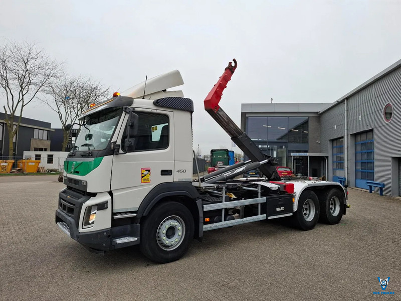 Volvo FMX 450 / 6X4 / VEB / 534189 KM / DALBY 14TON HOOKLIFT / TUV:30-10-2026 / LWDS / AUTOMATIC / EURO-6 / 2018 - Multibasculante camión: foto 1 Volvo FMX 450 / 6X4 / VEB / 534189 KM / DALBY 14TON HOOKLIFT / TUV:30-10-2026 / LWDS / AUTOMATIC / EURO-6 / 2018 - Multibasculante camión: foto 1