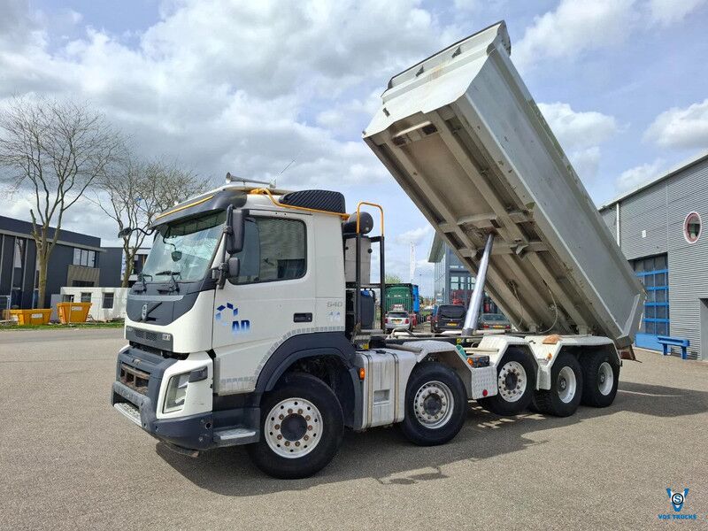 Volvo FMX4-540 / 10X4 / RETARDER / 2XBIG AXLE / FULL-STEEL / SNIP / 652184 KM / 3XLENKACHSE / AUTOMATIC / EURO-6 / 2015 - Volquete camión: foto 1 Volvo FMX4-540 / 10X4 / RETARDER / 2XBIG AXLE / FULL-STEEL / SNIP / 652184 KM / 3XLENKACHSE / AUTOMATIC / EURO-6 / 2015 - Volquete camión: foto 1