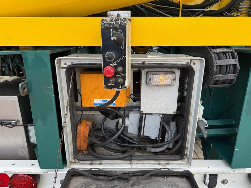 HAMMAR 151 S, Fully renovated, RC, 40 / 30 / 20 Ft - Portacontenedore/ Intercambiable semirremolque: foto 4 HAMMAR 151 S, Fully renovated, RC, 40 / 30 / 20 Ft - Portacontenedore/ Intercambiable semirremolque: foto 4