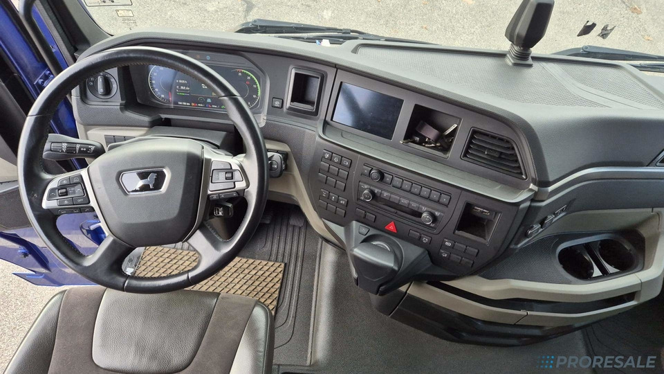 MAN TGX 18.510 XLX EURO 6 - Cabeza tractora: foto 4 MAN TGX 18.510 XLX EURO 6 - Cabeza tractora: foto 4