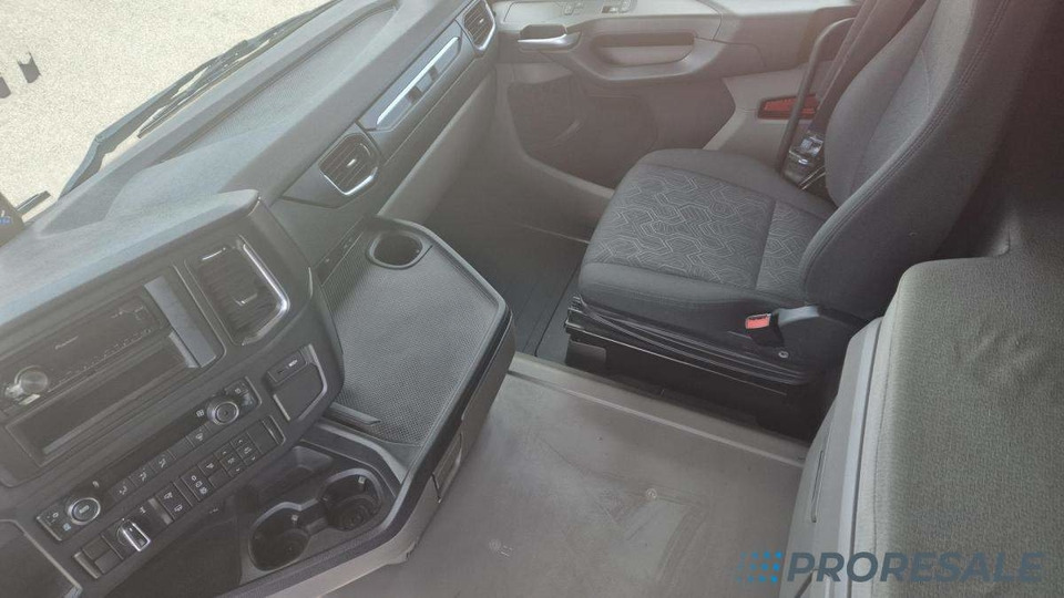 Cabeza tractora SCANIA R450 N323 LOW DECK EURO 6: foto 6 Cabeza tractora SCANIA R450 N323 LOW DECK EURO 6: foto 6