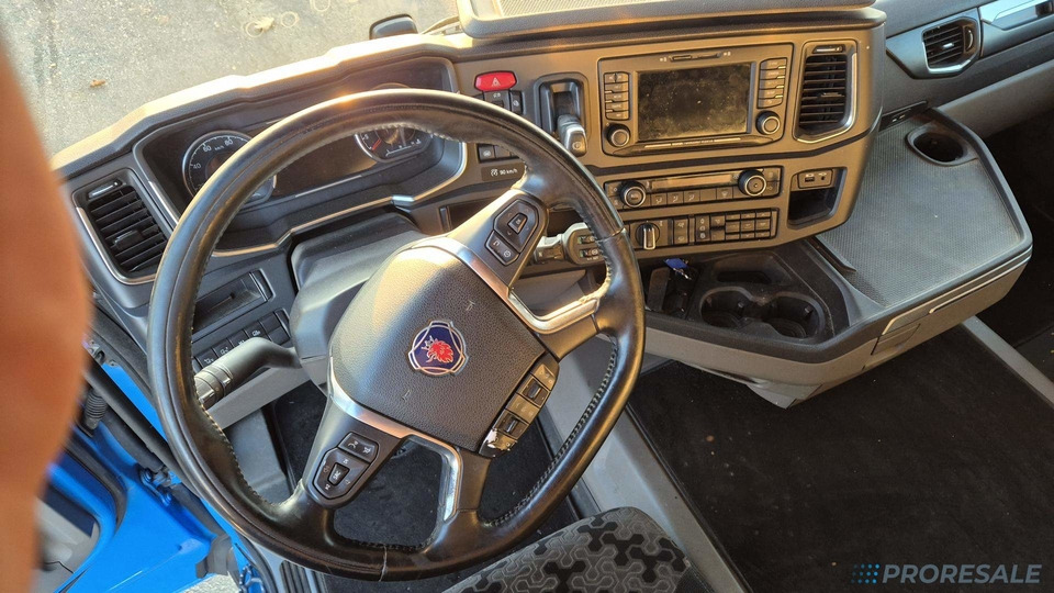 SCANIA R450 N323 NGS TOP LINE EURO 6 - Cabeza tractora: foto 4 SCANIA R450 N323 NGS TOP LINE EURO 6 - Cabeza tractora: foto 4