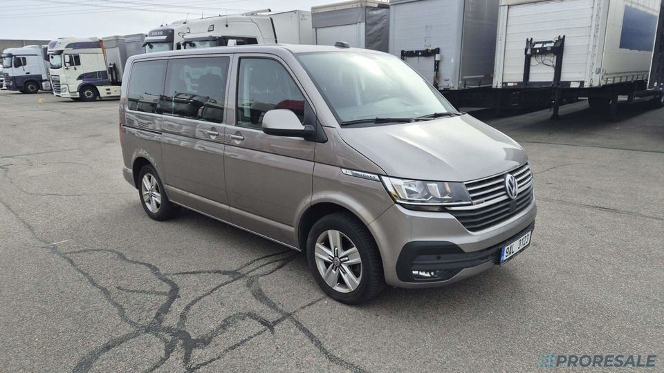 VOLKSWAGEN MULTIVAN 2.0 TDi 150kW 4x4 - Furgoneta de pasajeros: foto 1 VOLKSWAGEN MULTIVAN 2.0 TDi 150kW 4x4 - Furgoneta de pasajeros: foto 1