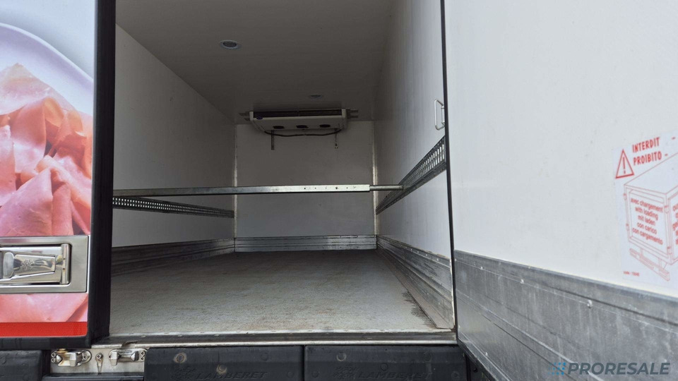 VOLVO FL 250 BB EURO 6 - mrazírna + CARRIER XARIOS 600 EL MAXI - Frigorífico camión: foto 5 VOLVO FL 250 BB EURO 6 - mrazírna + CARRIER XARIOS 600 EL MAXI - Frigorífico camión: foto 5