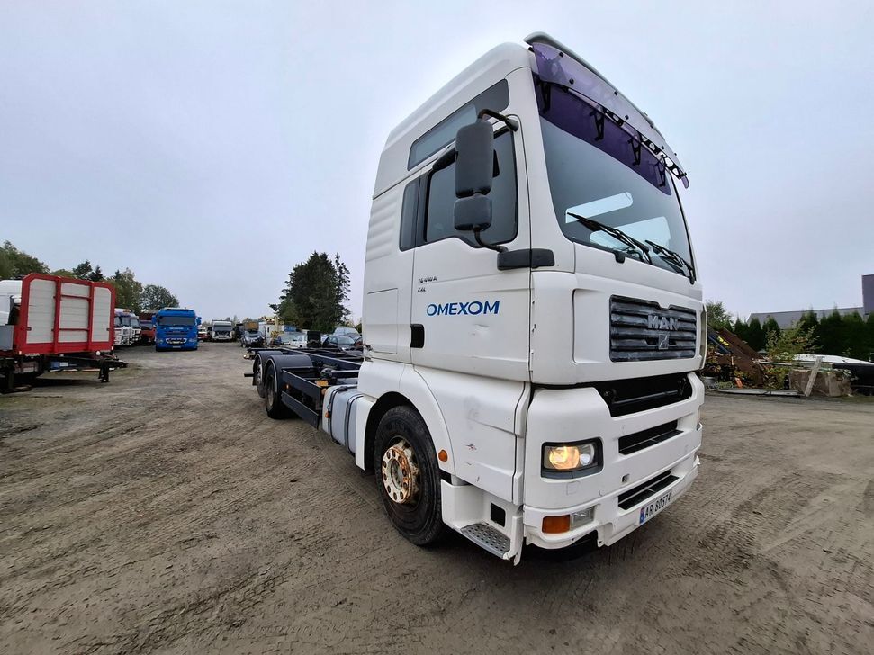 2000mod. MAN 26.410 fnllc containerbil - Chasis camión: foto 2 2000mod. MAN 26.410 fnllc containerbil - Chasis camión: foto 2