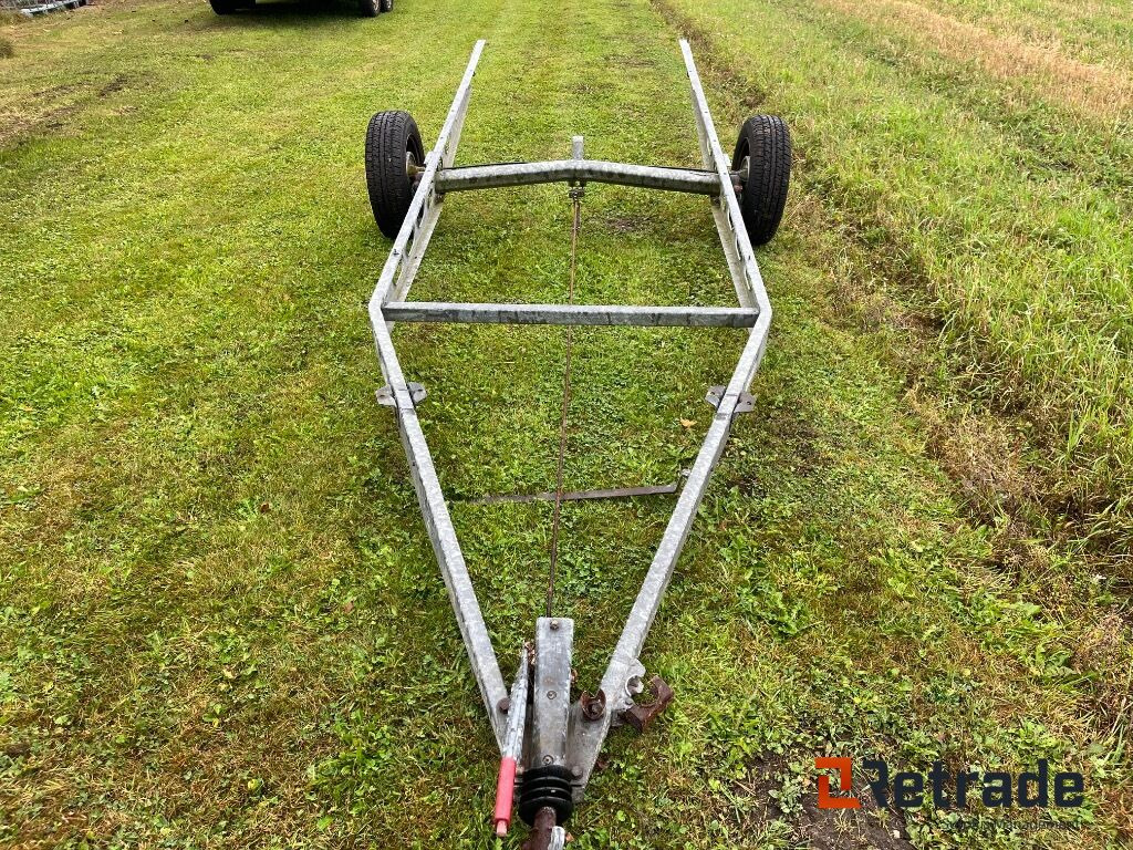 Biltrailer Undervogn - Remolque de coche: foto 4 Biltrailer Undervogn - Remolque de coche: foto 4