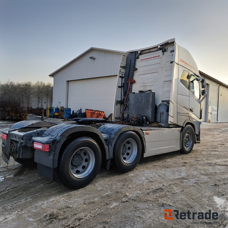 Volvo FH16 GlobeGlobetrotter trekkvogn – 2016-modell - Cabeza tractora: foto 2 Volvo FH16 GlobeGlobetrotter trekkvogn – 2016-modell - Cabeza tractora: foto 2