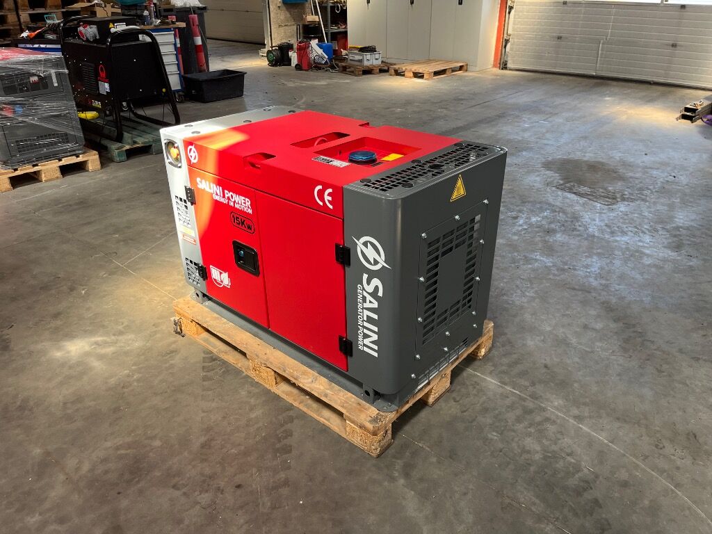 Generator SALINI Power VG R 15 VG R 15 15 KVA Diesel Generator - Generador industriale: foto 4 Generator SALINI Power VG R 15 VG R 15 15 KVA Diesel Generator - Generador industriale: foto 4