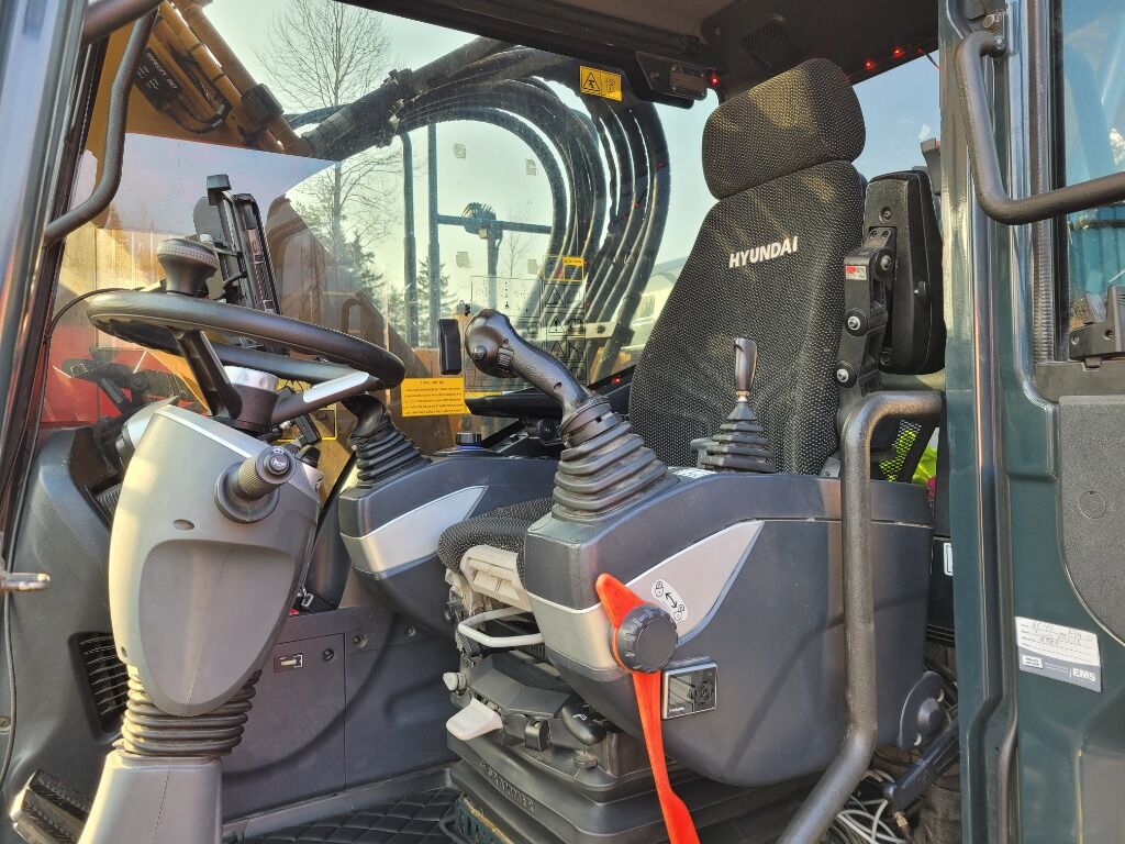 Grävmaskin Hyundai HW160 med grävsystem kärra och skopor -2018 - Excavadora de ruedas: foto 5 Grävmaskin Hyundai HW160 med grävsystem kärra och skopor -2018 - Excavadora de ruedas: foto 5