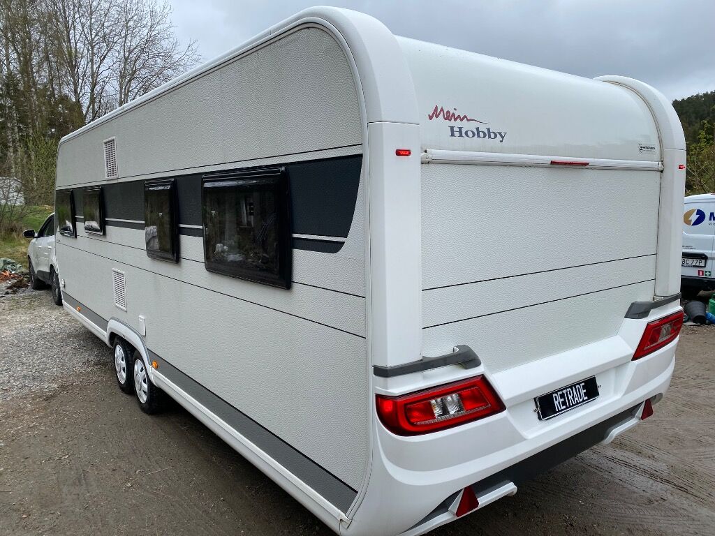 Husvagn Hobby 650 KFU Deluxe Barnkammare - Caravana: foto 4 Husvagn Hobby 650 KFU Deluxe Barnkammare - Caravana: foto 4