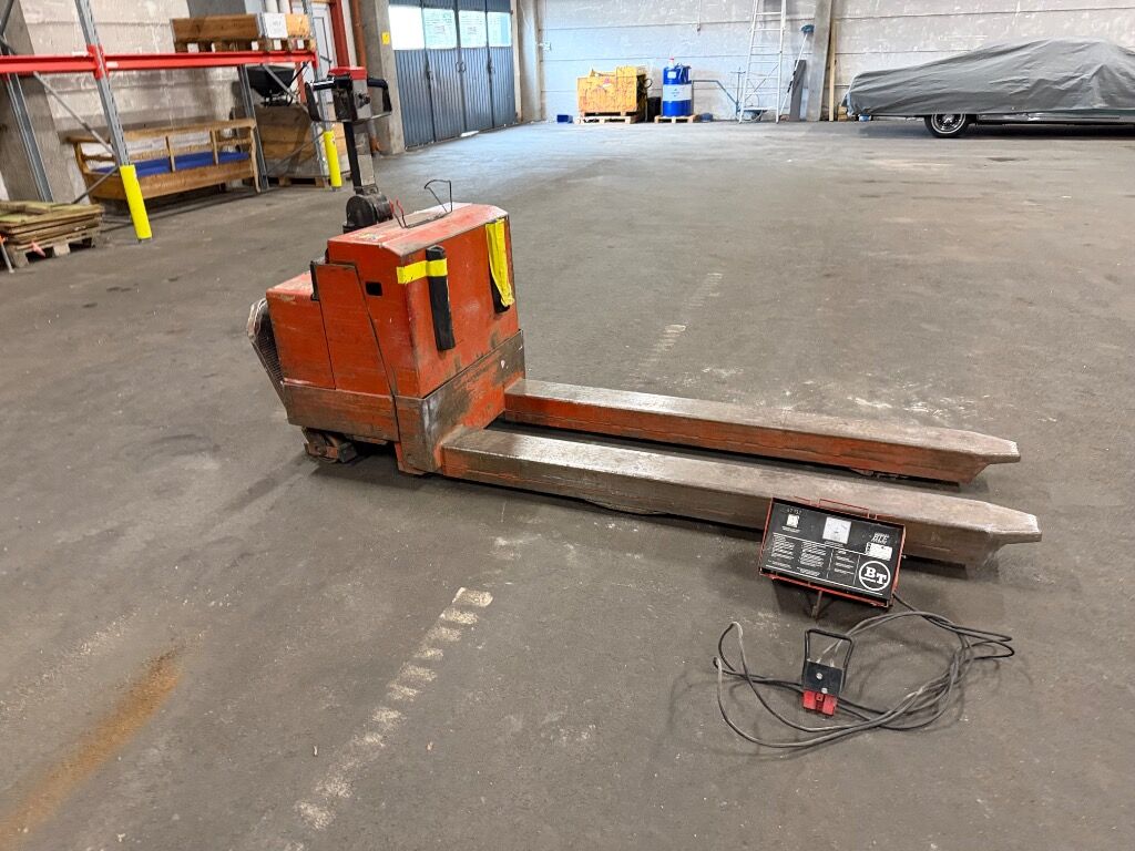 Låglyftare BT 2000 E/10 - Carretilla elevadora: foto 1 Låglyftare BT 2000 E/10 - Carretilla elevadora: foto 1
