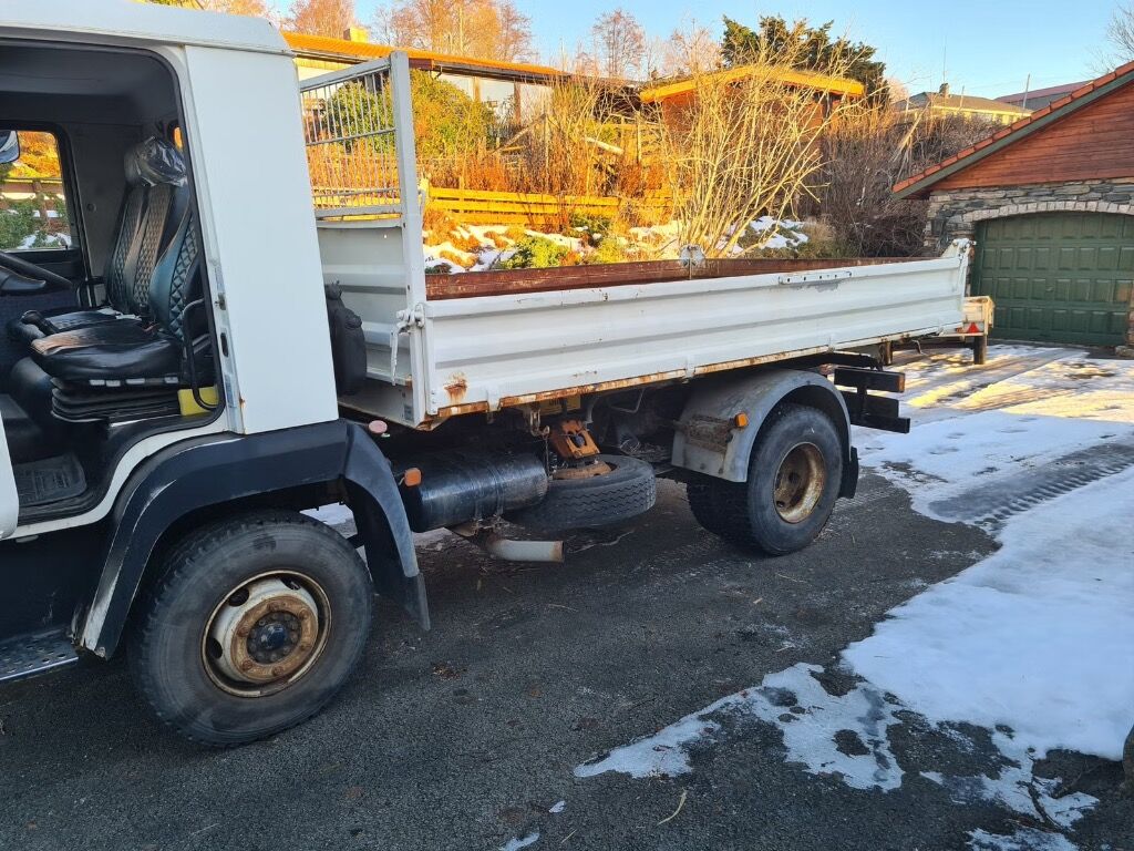 MAN LE180C 3-veis tipp - Volquete camión: foto 5 MAN LE180C 3-veis tipp - Volquete camión: foto 5