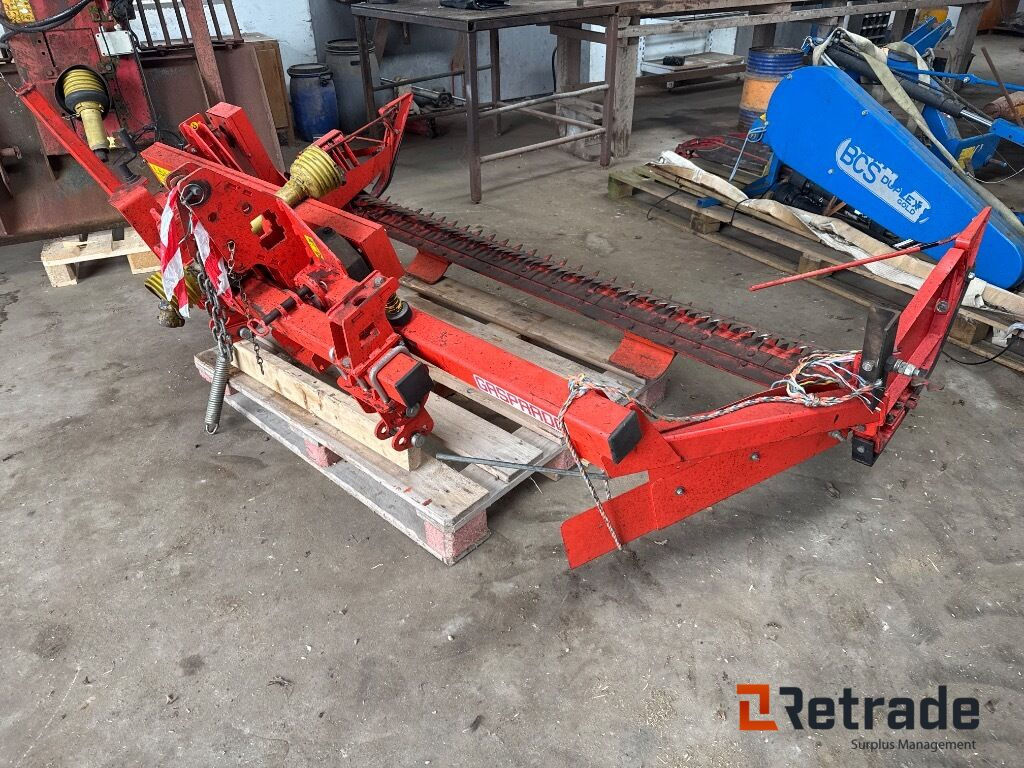 Frontmonteret fingerklipper / Skårlægger Maschio Gaspardo F235-1000g plus one - Maquinaria agrícola: foto 3 Frontmonteret fingerklipper / Skårlægger Maschio Gaspardo F235-1000g plus one - Maquinaria agrícola: foto 3
