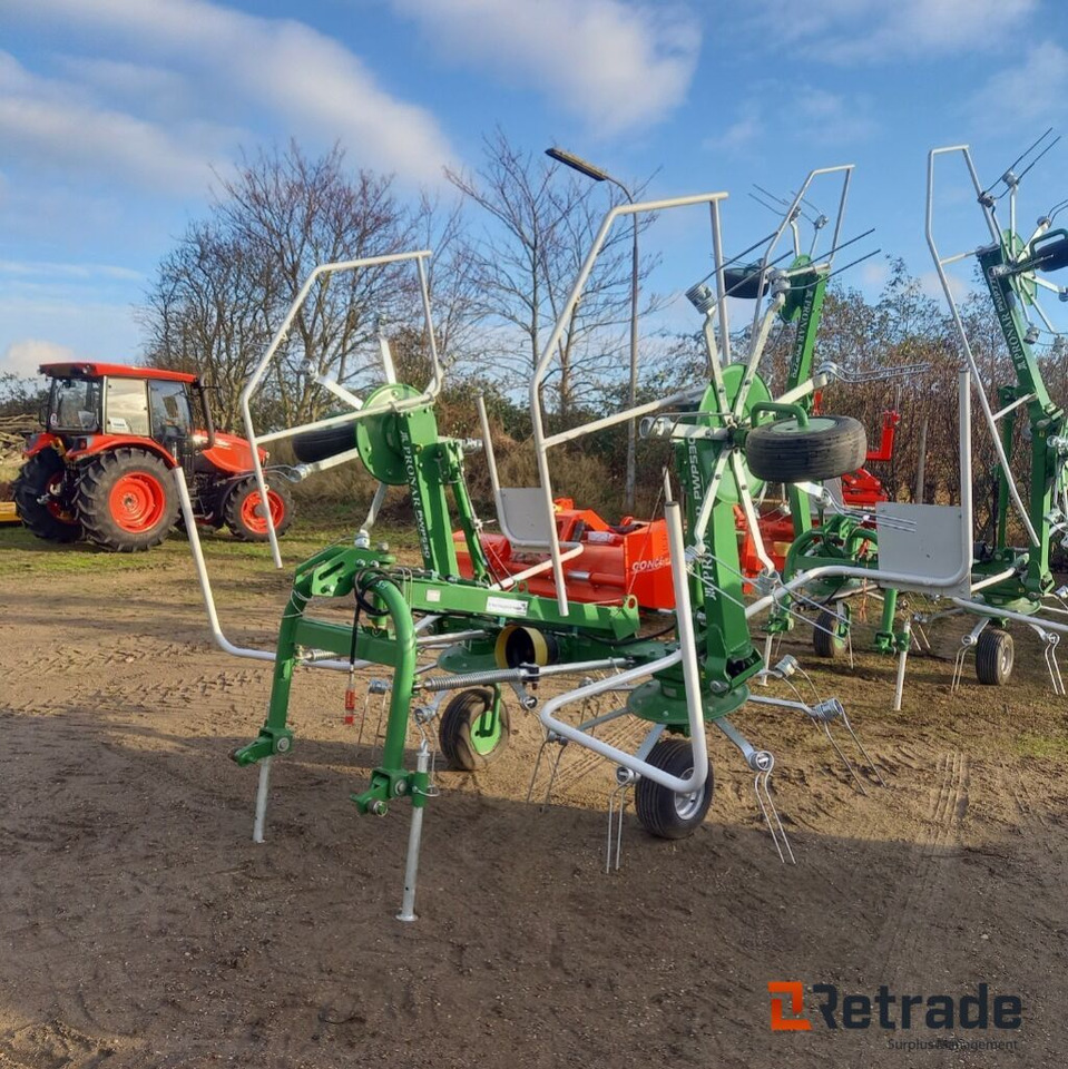 Pronar PWP 530 Vender/spreder. - Maquinaria agrícola: foto 1 Pronar PWP 530 Vender/spreder. - Maquinaria agrícola: foto 1