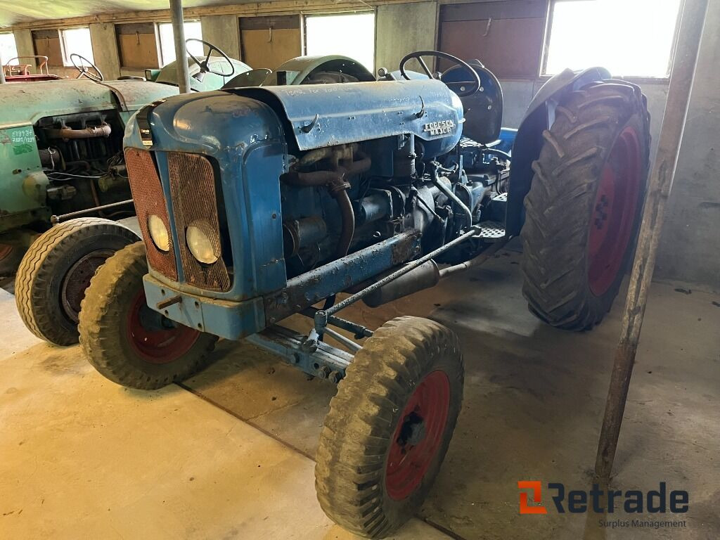 Traktor Fordson Major Oldtimer Traktor - Maquinaria agrícola: foto 1 Traktor Fordson Major Oldtimer Traktor - Maquinaria agrícola: foto 1