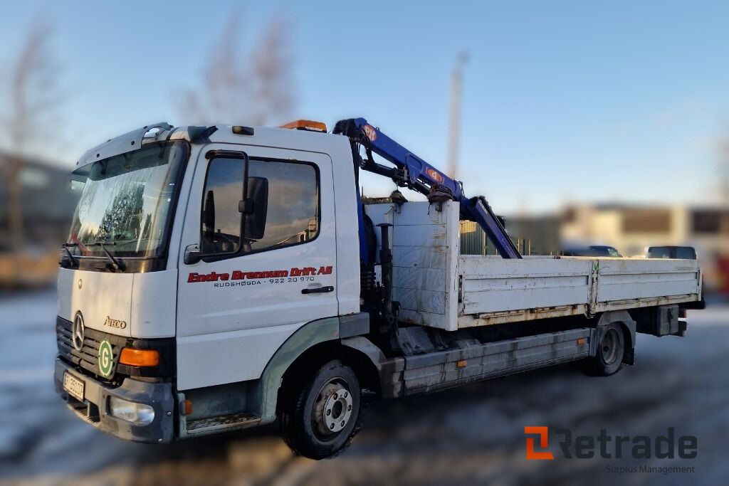 Camión caja abierta, Camión grúa Mercedes-Benz Atego 818L med 6 meter plan og kran: foto 6