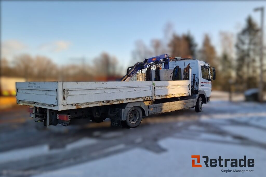 Mercedes-Benz Atego 818L med 6 meter plan og kran - Camión caja abierta, Camión grúa: foto 3 Mercedes-Benz Atego 818L med 6 meter plan og kran - Camión caja abierta, Camión grúa: foto 3