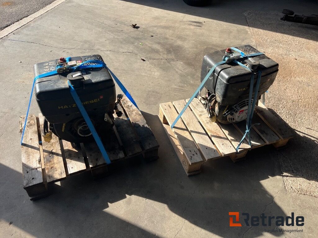 Motor LOT med HATZ Diesel motorer 1B40T-6 - Equipo de construcción: foto 1 Motor LOT med HATZ Diesel motorer 1B40T-6 - Equipo de construcción: foto 1