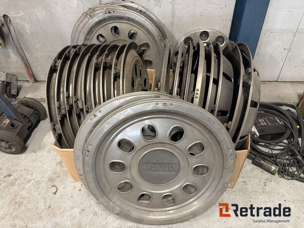 Navkapsler til bus Passer til 22,5 fælge Diverse - Llanta para Autobús: foto 1 Navkapsler til bus Passer til 22,5 fælge Diverse - Llanta para Autobús: foto 1