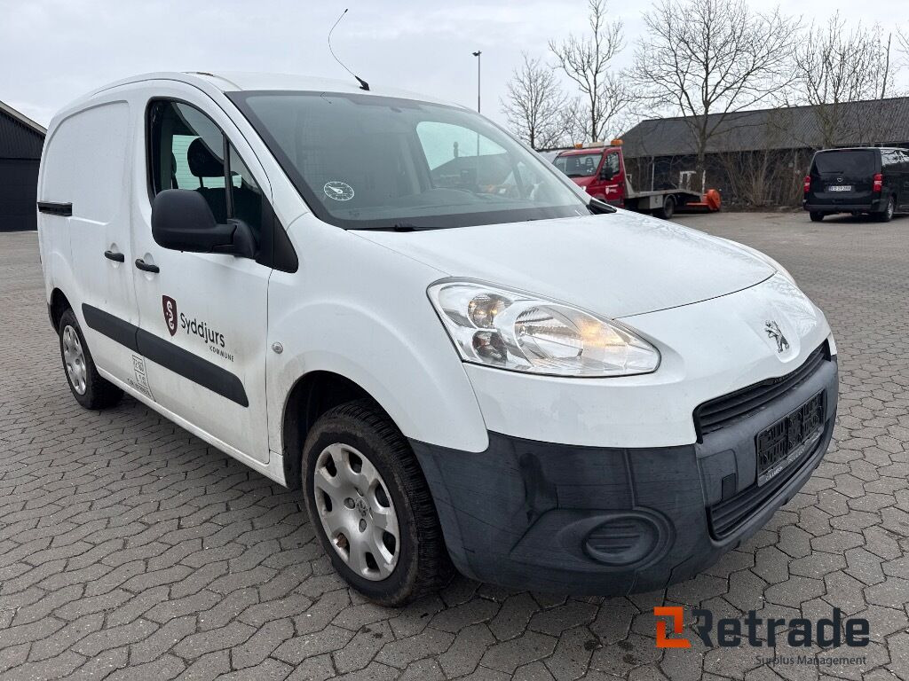 Varebil PEUGEOT Partner Van 1.6 HDi - Coche: foto 2 Varebil PEUGEOT Partner Van 1.6 HDi - Coche: foto 2